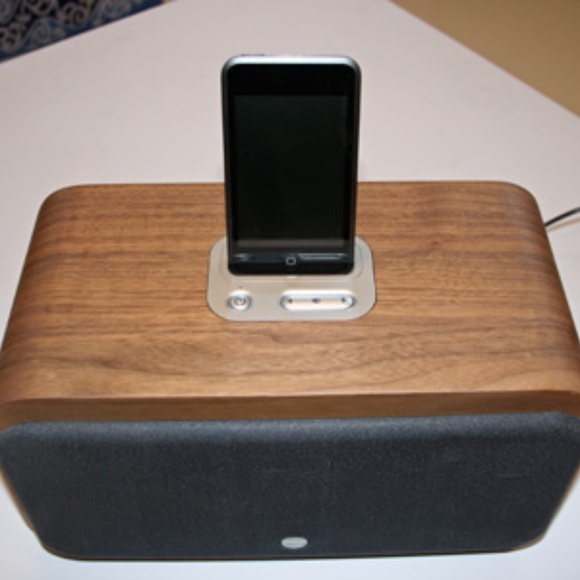 Vers 2X iPod Sound System (Cherry) w/ Box - Picture 4 of 8